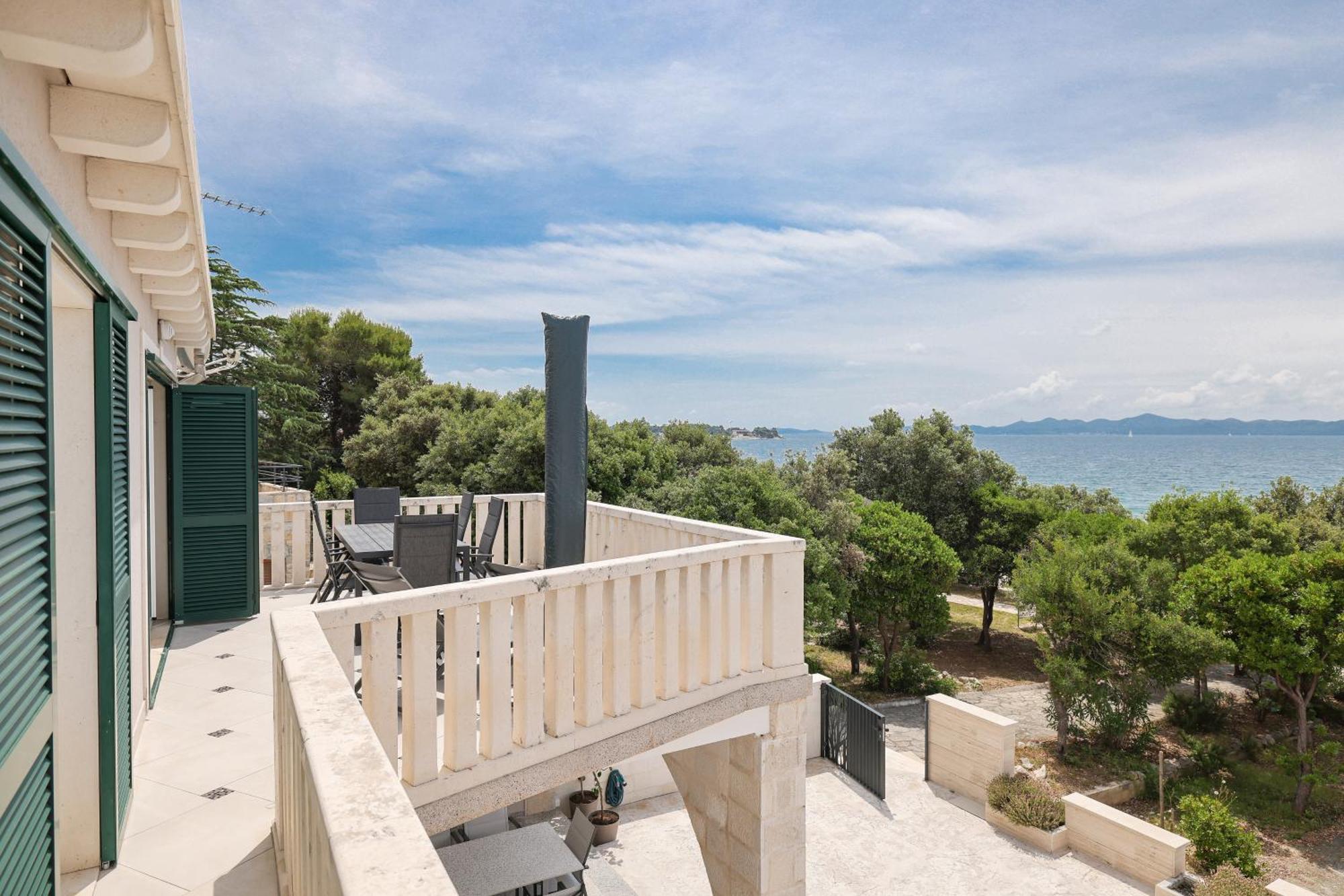 Ad Astra Punta Skala Petrcane Exterior foto